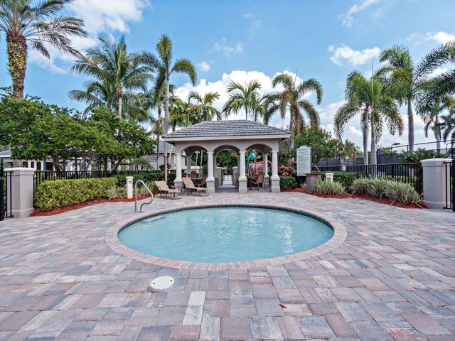 11289 NW 65th Manor, Parkland, FL 33076