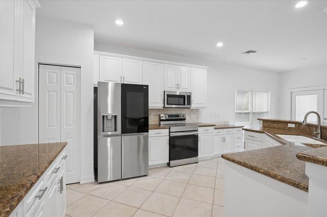 11289 NW 65th Manor, Parkland, FL 33076