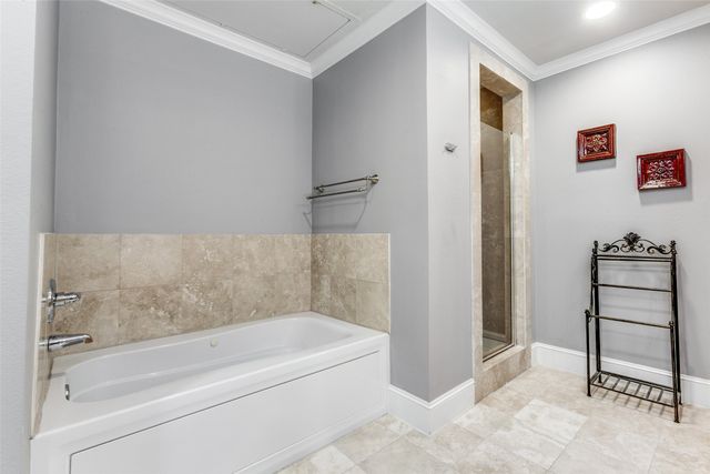 5055 Addison Circle 205, Addison, TX 75001