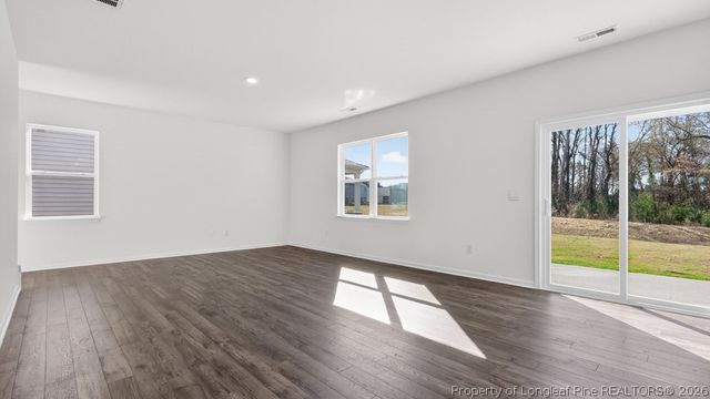 411 Hartfield Avenue, Raeford, NC 28376