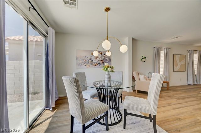 7737 Prosperity River Avenue, Las Vegas, NV 89129