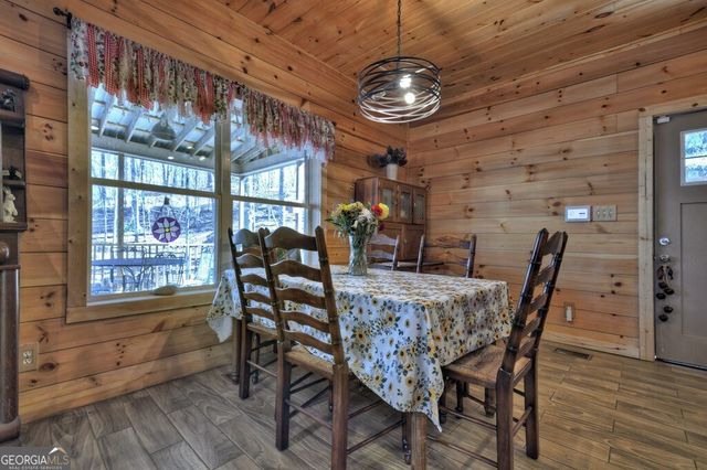207 Joliet Drive, Ellijay, GA 30540