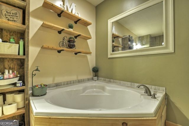 207 Joliet Drive, Ellijay, GA 30540