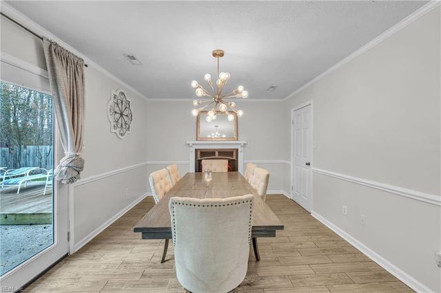 5 Jimmy CIR, Hampton, VA 23666