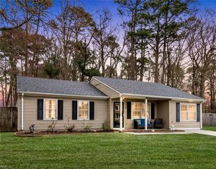 5 Jimmy CIR, Hampton, VA 23666