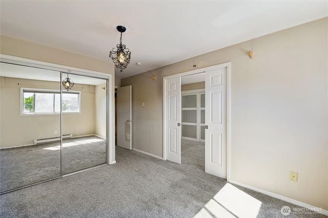 10129 Main St, Bellevue, WA 98004