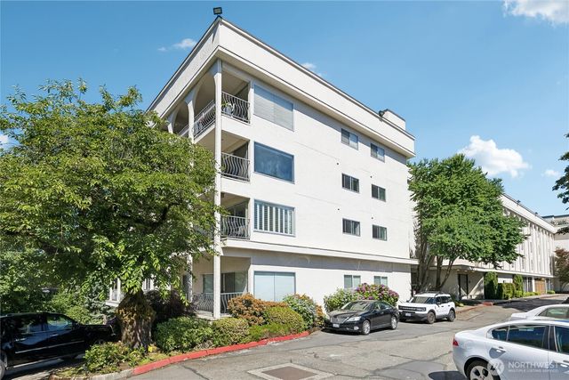 10129 Main St, Bellevue, WA 98004