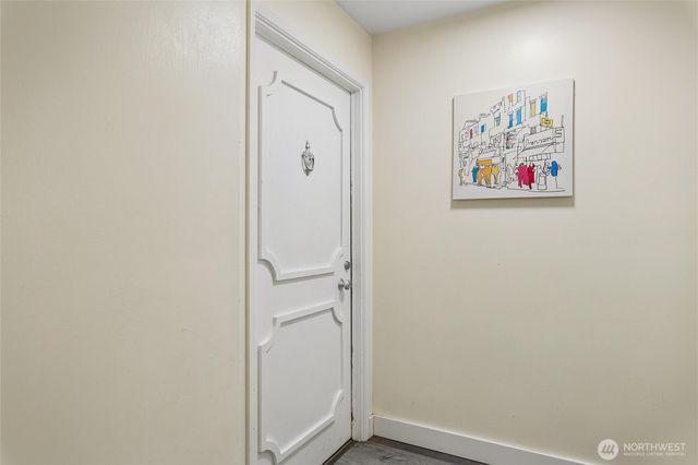 10129 Main St, Bellevue, WA 98004