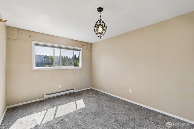 10129 Main St, Bellevue, WA 98004