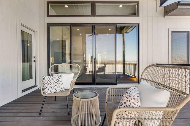 16771 S Twilight Lane, Olathe, KS 66062