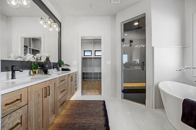 16771 S Twilight Lane, Olathe, KS 66062