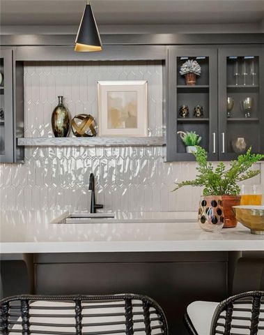 16771 S Twilight Lane, Olathe, KS 66062