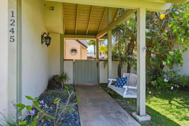 1245 Saint Helene Court, Oceanside, CA 92054