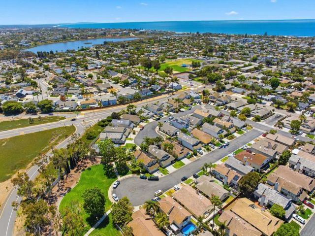 1245 Saint Helene Court, Oceanside, CA 92054