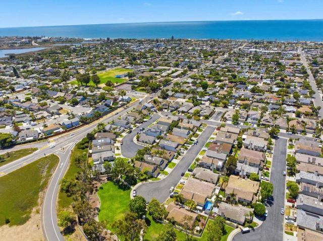1245 Saint Helene Court, Oceanside, CA 92054