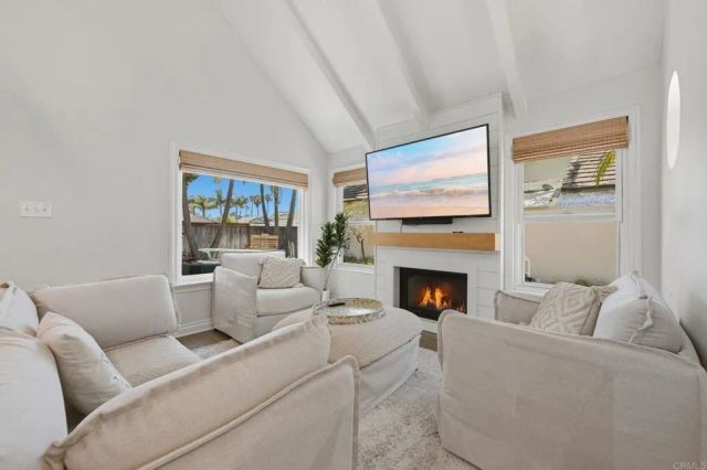 1245 Saint Helene Court, Oceanside, CA 92054