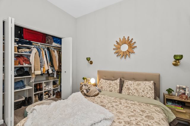 2010 W Pierce Street 402, Chicago, IL 60622