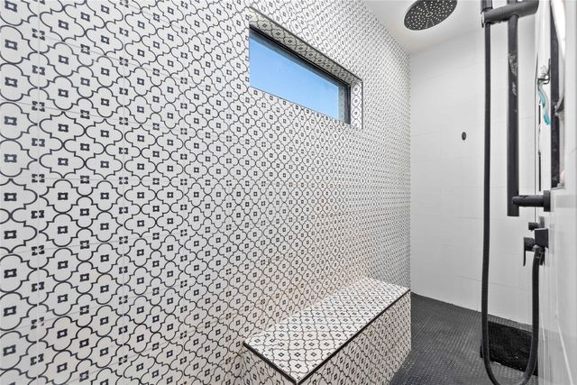 2910 Southpark Drive, Coleman, TX 76834