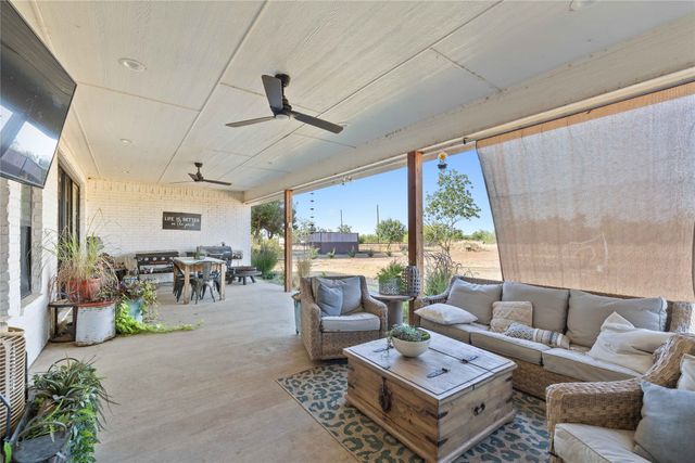 2910 Southpark Drive, Coleman, TX 76834