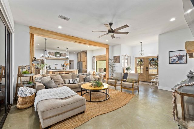 2910 Southpark Drive, Coleman, TX 76834