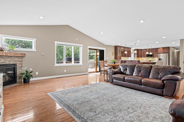 1510 Archwood Road, Minnetonka, MN 55305