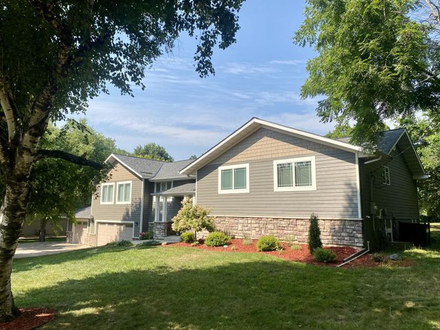 1510 Archwood Road, Minnetonka, MN 55305