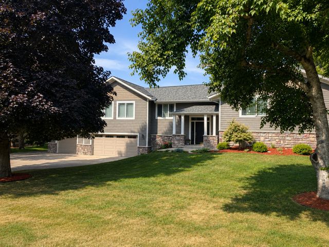 1510 Archwood Road, Minnetonka, MN 55305
