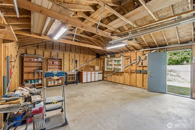 627 SW 106th Street, Seattle, WA 98146