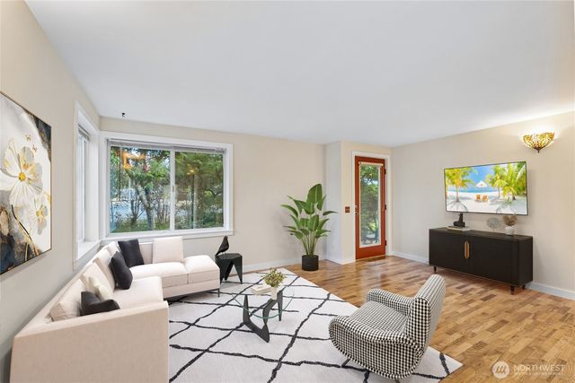 627 SW 106th Street, Seattle, WA 98146