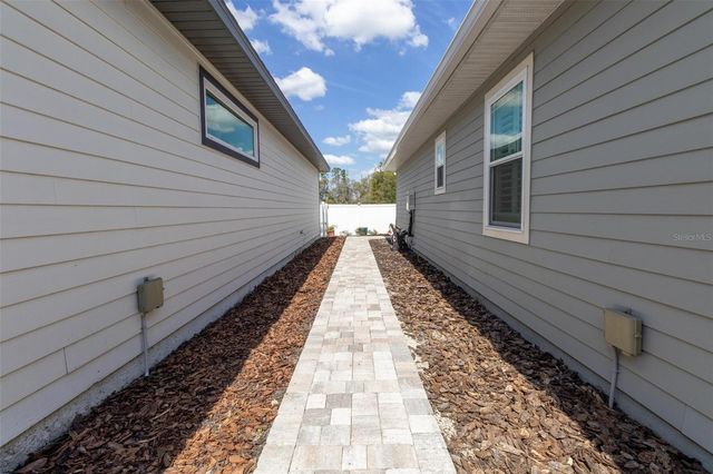 24616 SW 17TH PLACE, Newberry, FL 32669