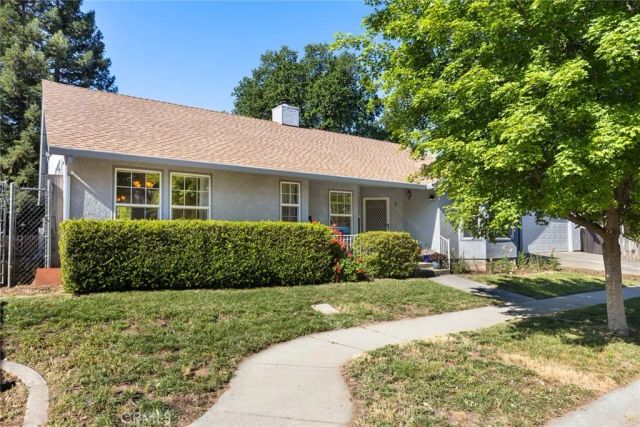 2 Summerwood Court, Chico, CA 95926
