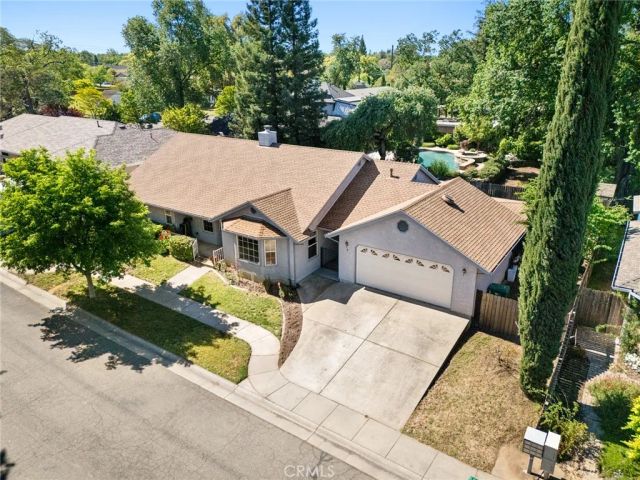 2 Summerwood Court, Chico, CA 95926