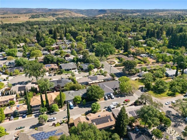2 Summerwood Court, Chico, CA 95926