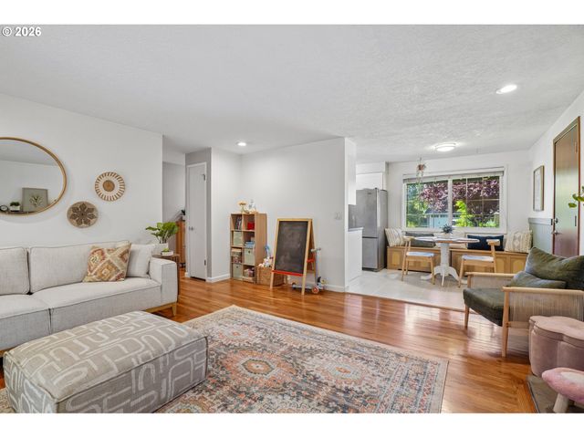 13650 Sw 22ND St, Beaverton, OR 97008