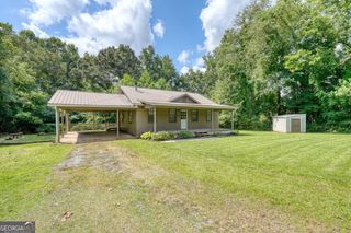 723 Bugscuffle Road, Hiawassee, GA 30546