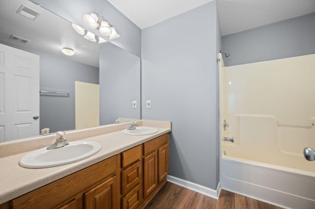 7873 Park Gate Drive, North Charleston, SC 29418
