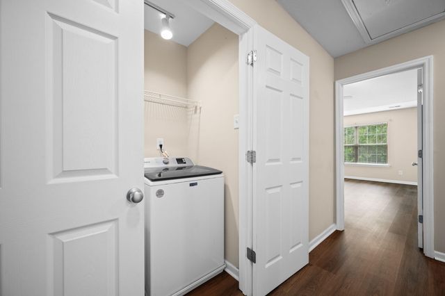 7873 Park Gate Drive, North Charleston, SC 29418