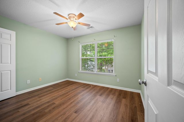 7873 Park Gate Drive, North Charleston, SC 29418