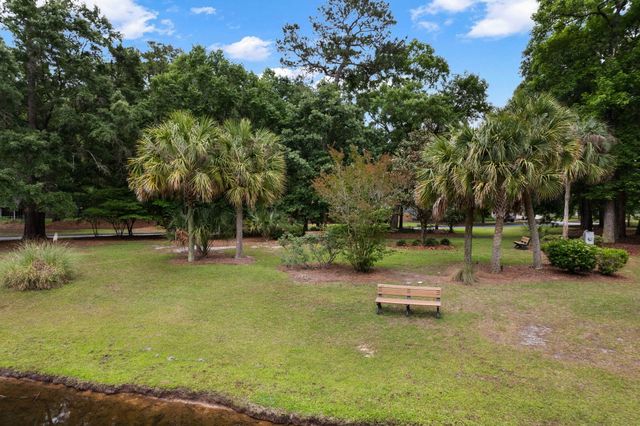 7873 Park Gate Drive, North Charleston, SC 29418
