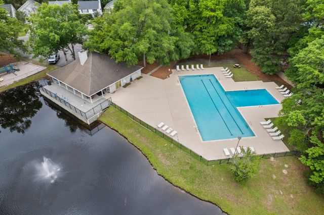 7873 Park Gate Drive, North Charleston, SC 29418