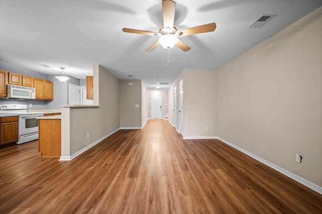 7873 Park Gate Drive, North Charleston, SC 29418