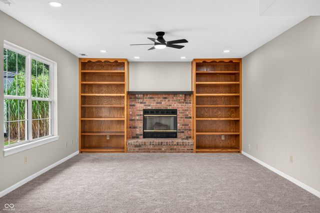 776 Shore View Drive, Franklin, IN 46131