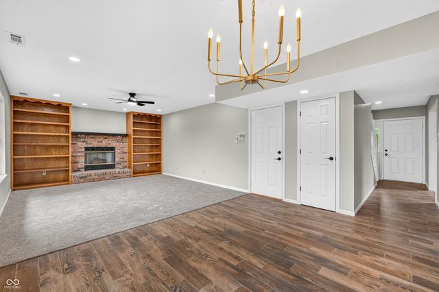 776 Shore View Drive, Franklin, IN 46131
