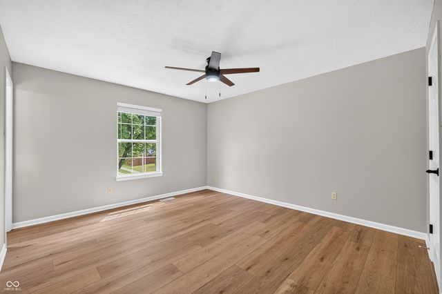 776 Shore View Drive, Franklin, IN 46131