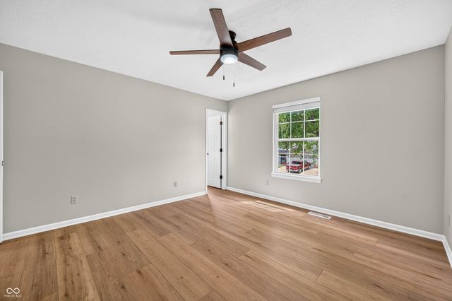 776 Shore View Drive, Franklin, IN 46131