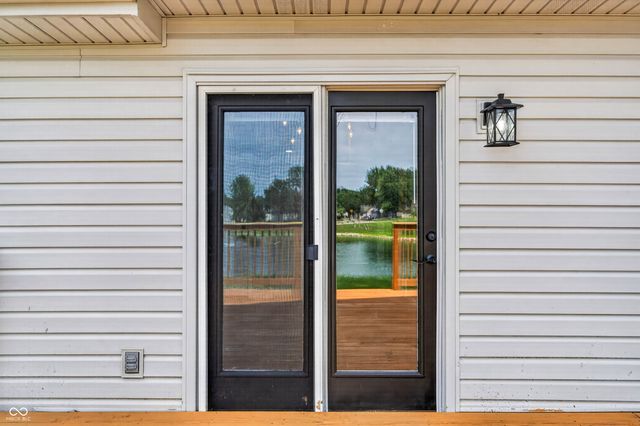 776 Shore View Drive, Franklin, IN 46131