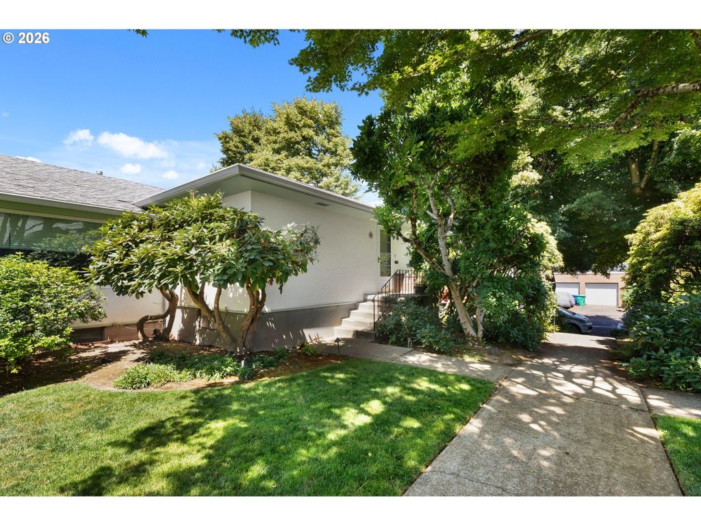 2940 Se BROOKLYN St, Portland, OR 97202