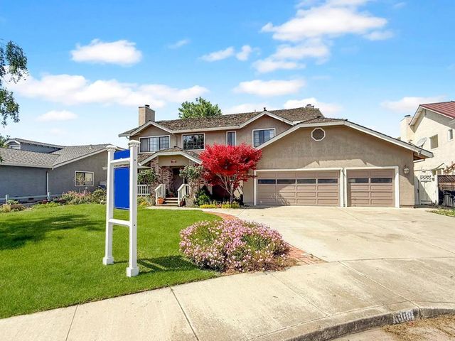 1800 Nora Drive, Hollister, CA 95023