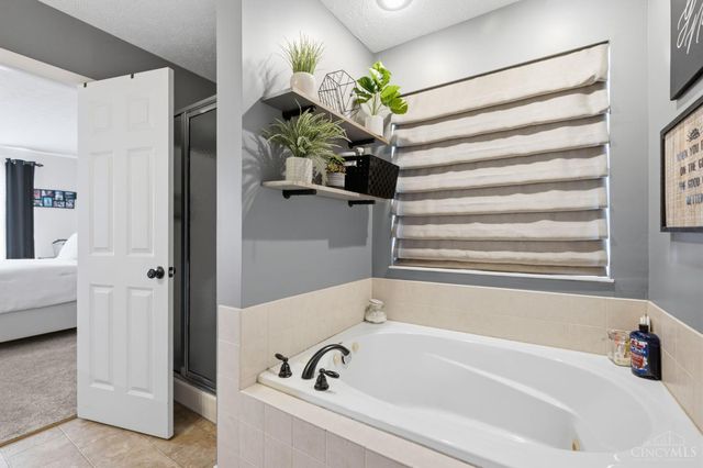 225 George Lewis Court, Harrison, OH 45030