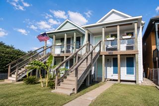 2008 - 2010 Avenue O 1/2, Galveston, TX 77550